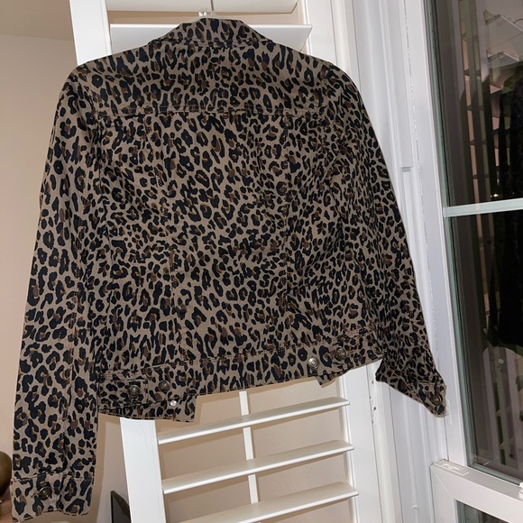 Leopard print jean jacket - Picture 2 of 3
